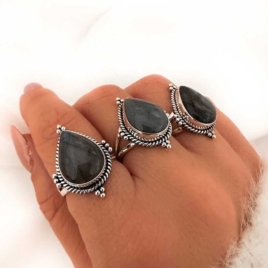 Ringen My Unique Style | Labradorite Drop Ring - 925 Zilver