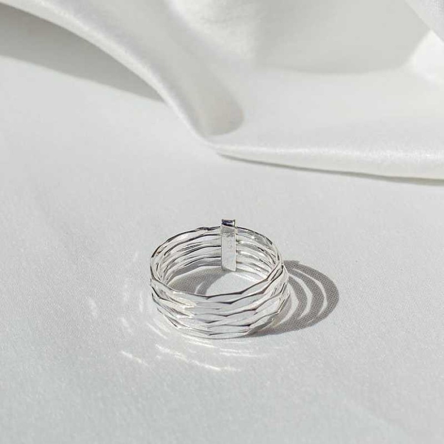 Ringen My Unique Style | Hammered Line Ring - 925 Zilver